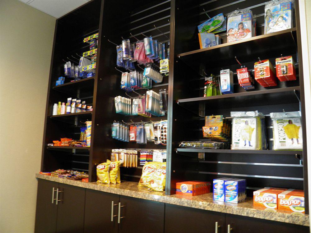 Holiday Inn Express & Suites Overland Park By Ihg Εξωτερικό φωτογραφία