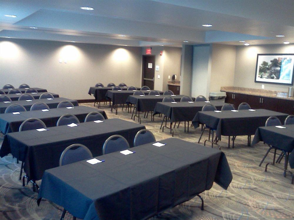Holiday Inn Express & Suites Overland Park By Ihg Εξωτερικό φωτογραφία