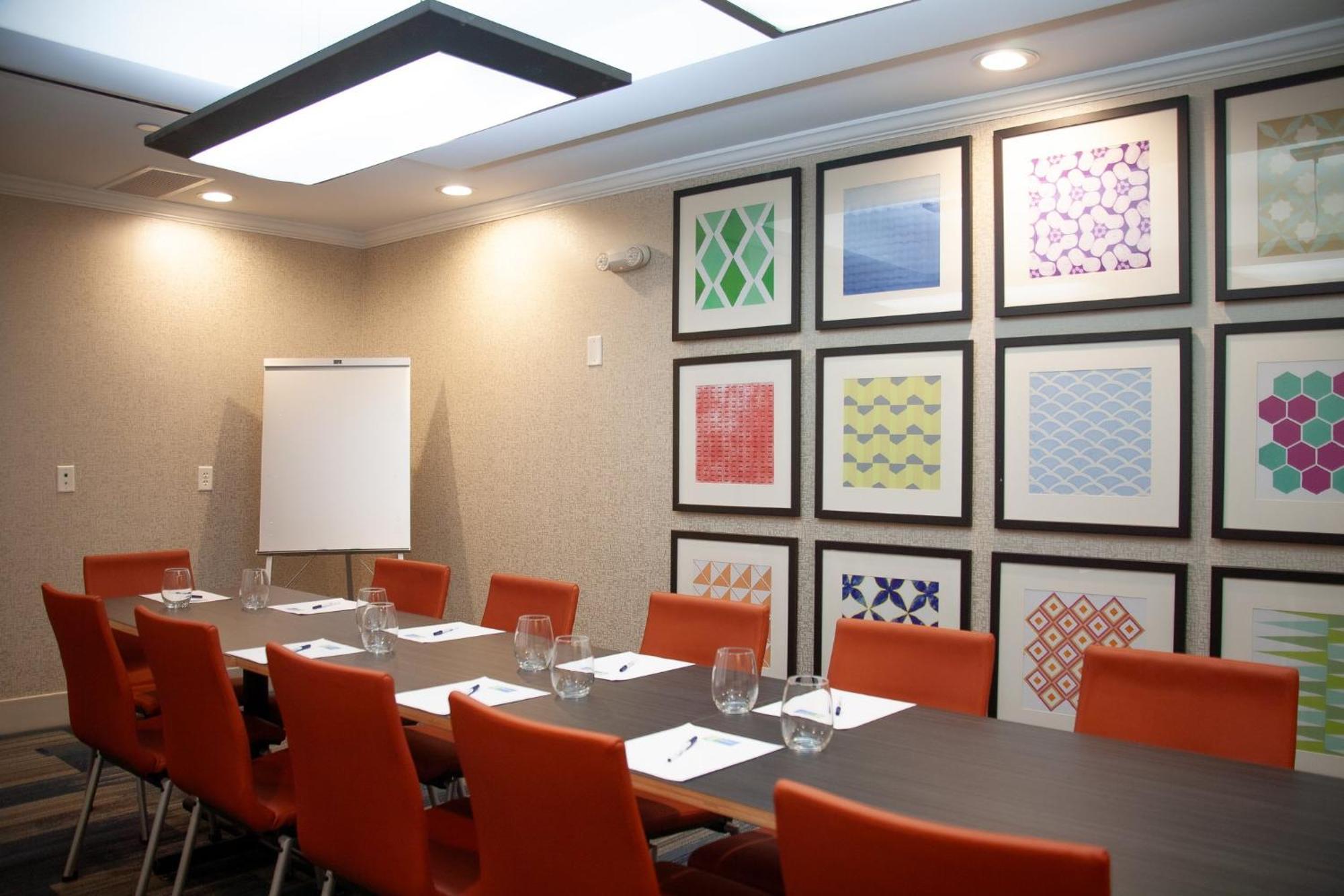 Holiday Inn Express & Suites Overland Park By Ihg Εξωτερικό φωτογραφία