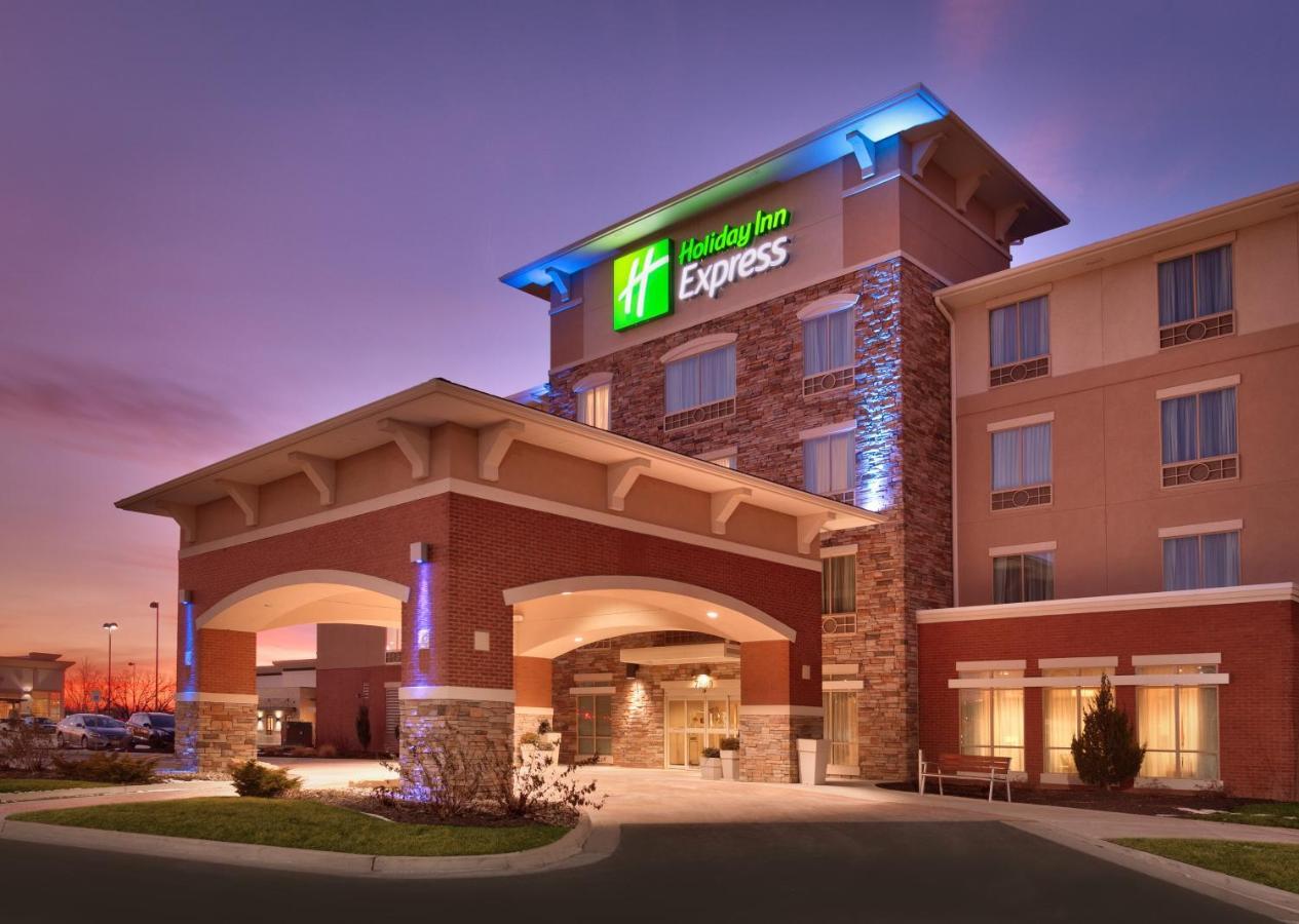 Holiday Inn Express & Suites Overland Park By Ihg Εξωτερικό φωτογραφία