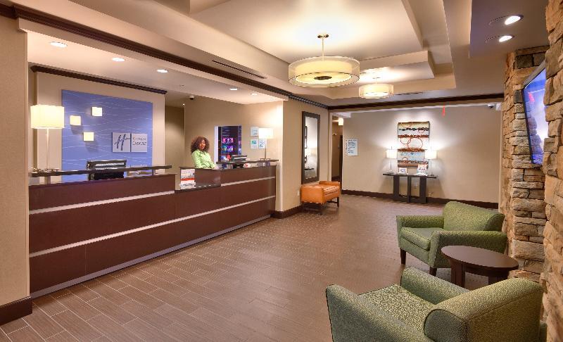 Holiday Inn Express & Suites Overland Park By Ihg Εξωτερικό φωτογραφία
